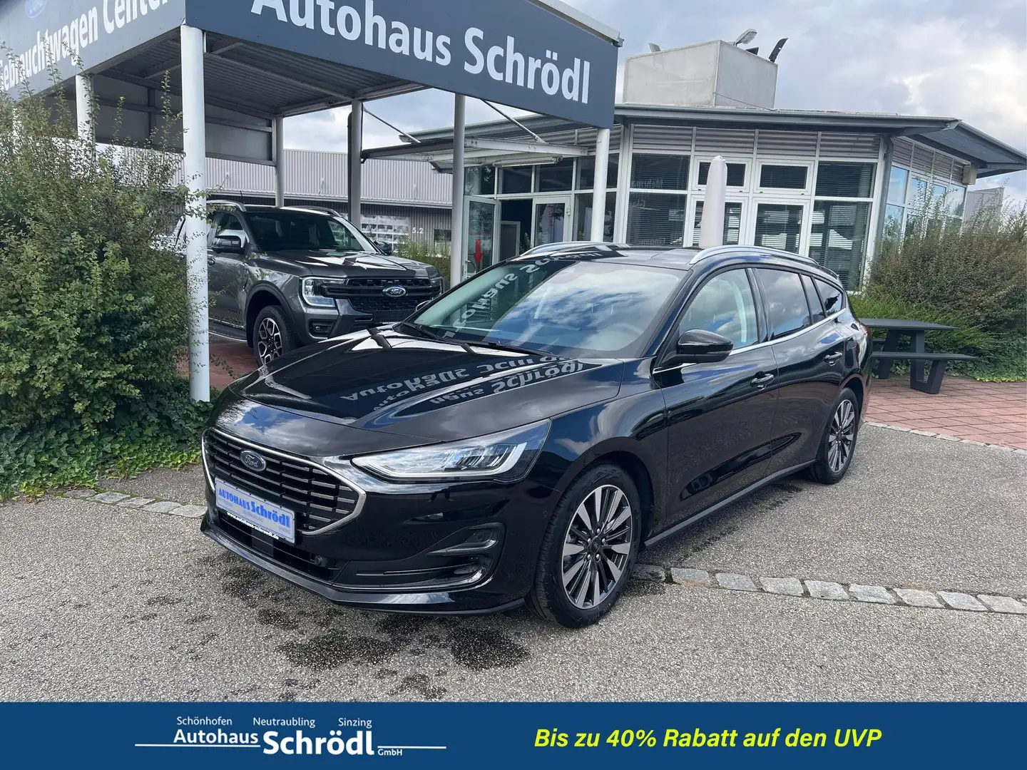 Ford Focus Turnier Titanium X 1.0 155PS Automatik Winterpa... Schwarz - 1