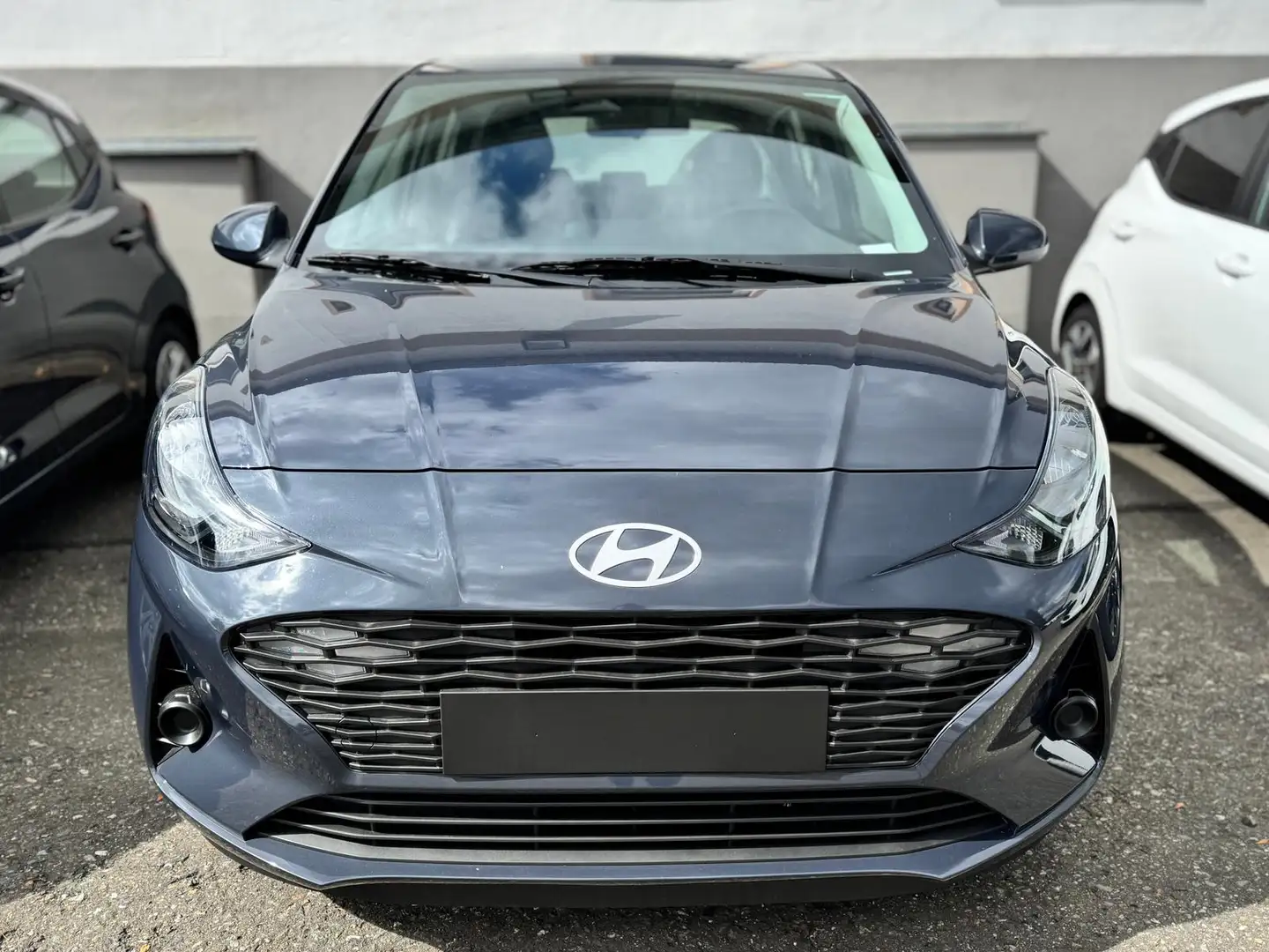 Hyundai i10 1.0 Sitzheizung Schwarz - 2