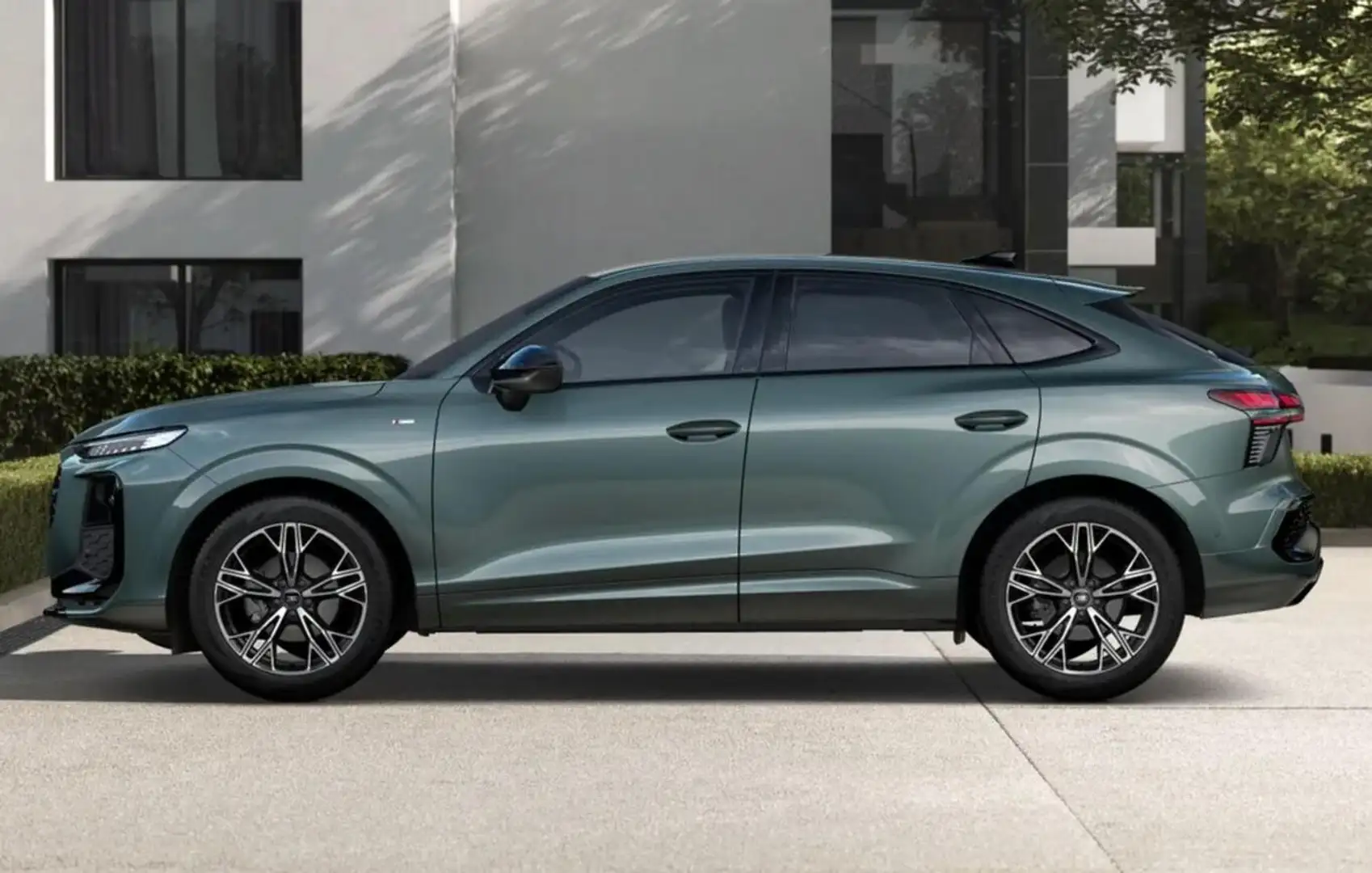 Audi Q3 Sportback S line 2xS neuMod Tech+ 19Z KlimaP 19... Grün - 2