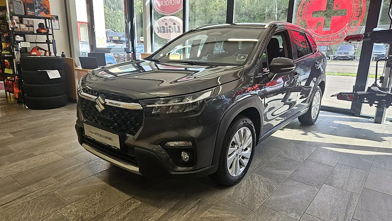 Suzuki S-Cross