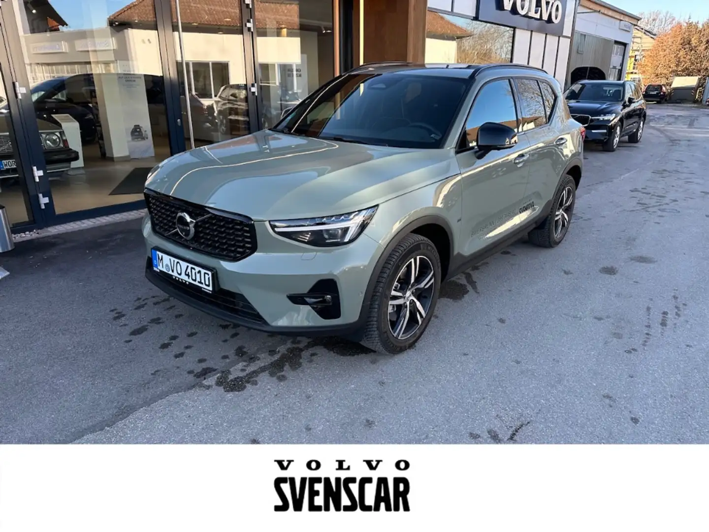 Volvo XC40 B4 Plus Dark FWD EU6d Navi digitales Cockpit Memor Grün - 1