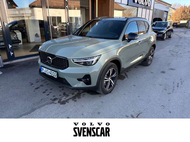 Imagine Volvo XC40 B4 Benzin Plus Dark FWD EU6d