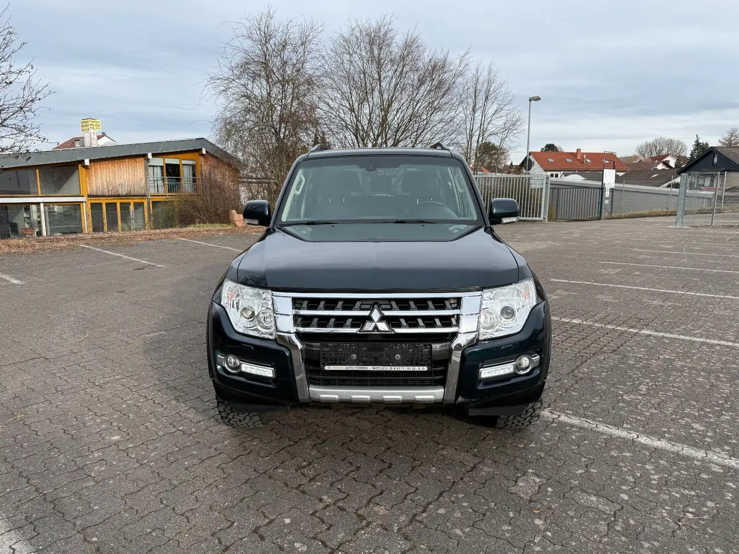 Mitsubishi Pajero PAJERO 3.2 DI-D EDITION 100+7SITZER+5 TÜRIG++ Vert - 2