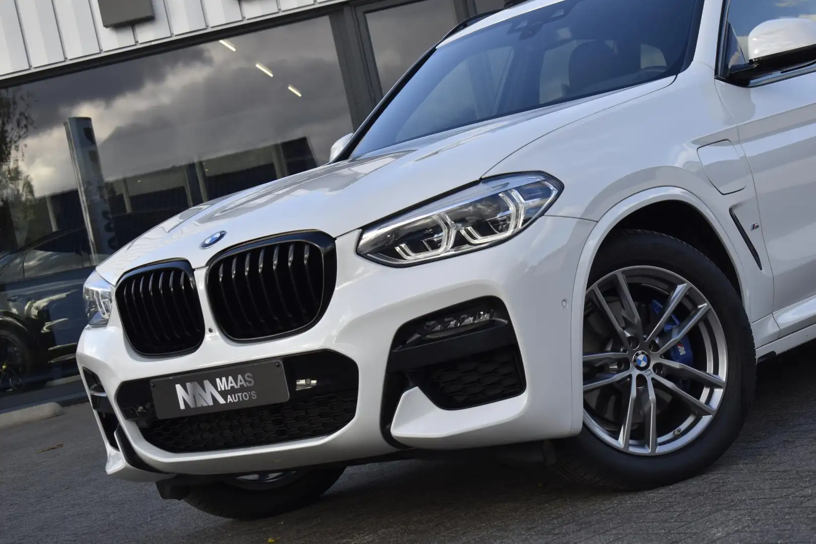 BMW X3 xDrive30e High Executive M-pakket Blanco - 2