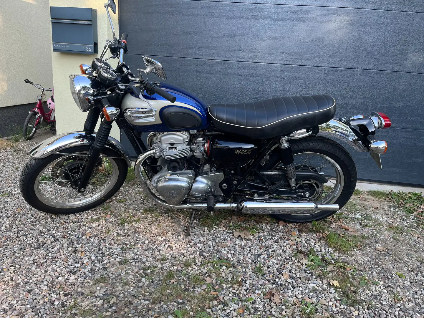 Kawasaki W 650 Blauw - 2