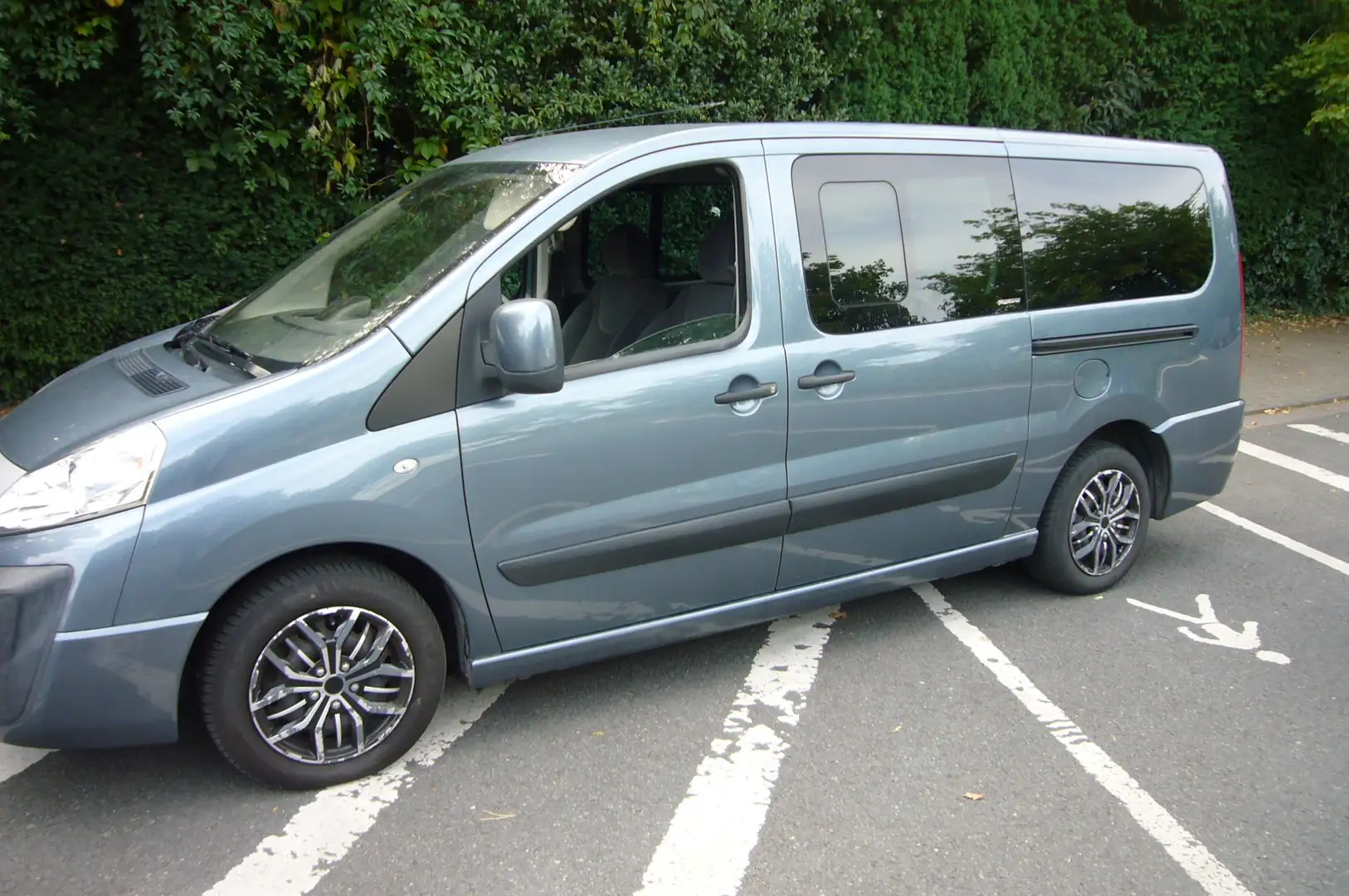 Fiat Scudo Scudo JTD L2 (8-Si.) Panorama Executive AHK. Grau - 2