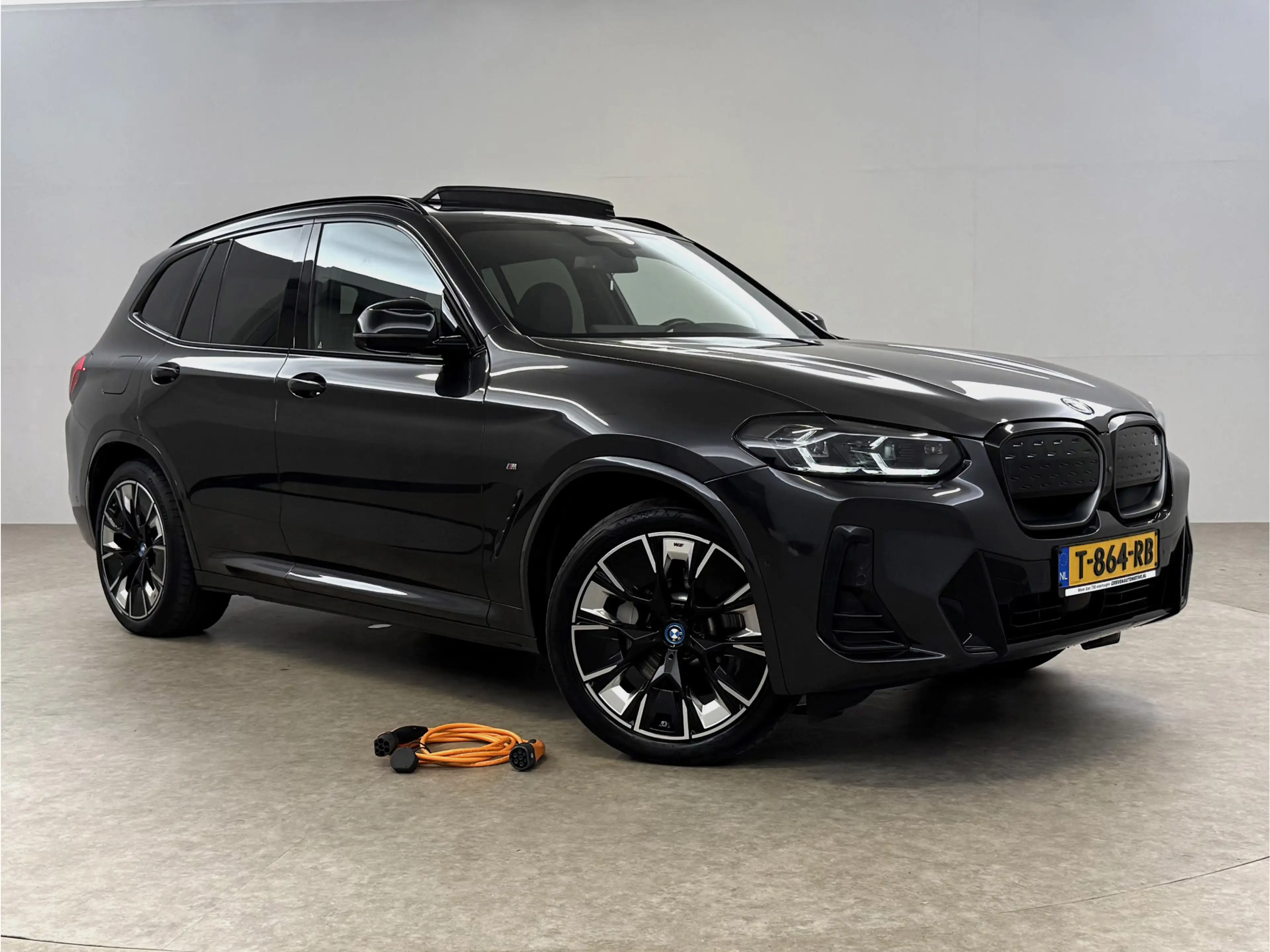 BMW iX3 High Executive 80 kWh M-Sport | Snelladen | SOH 93 — photo 14