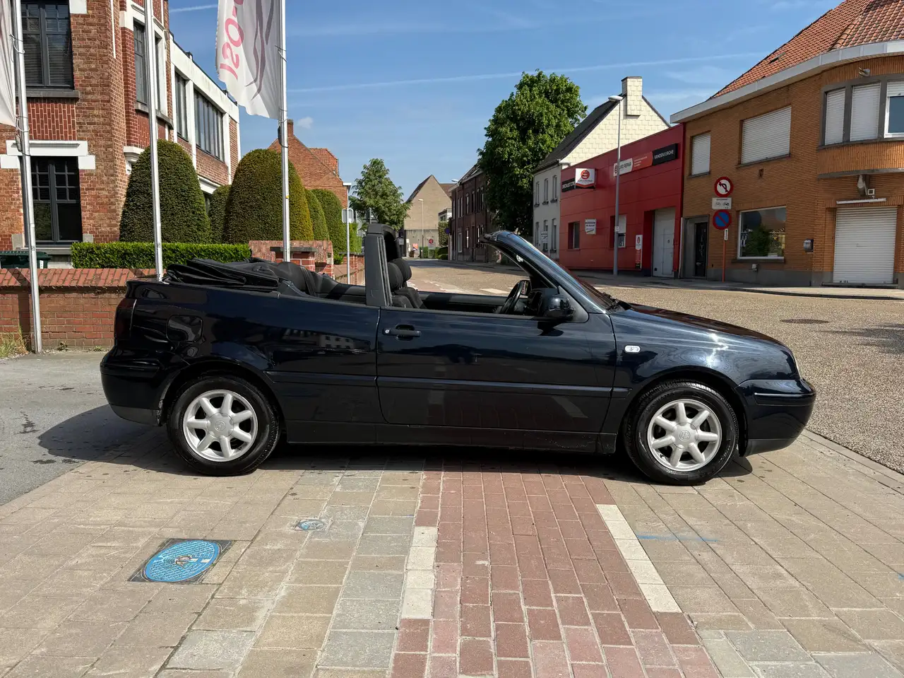 Volkswagen Golf Cabriolet 1.8i Avantgarde, foto 3