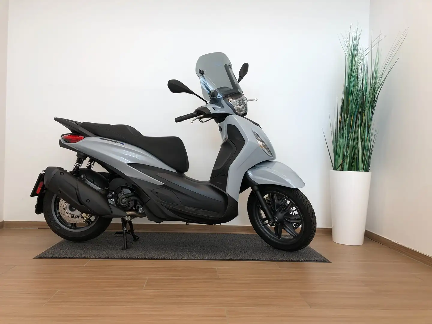 Piaggio Beverly 300 310 S Gris - 2