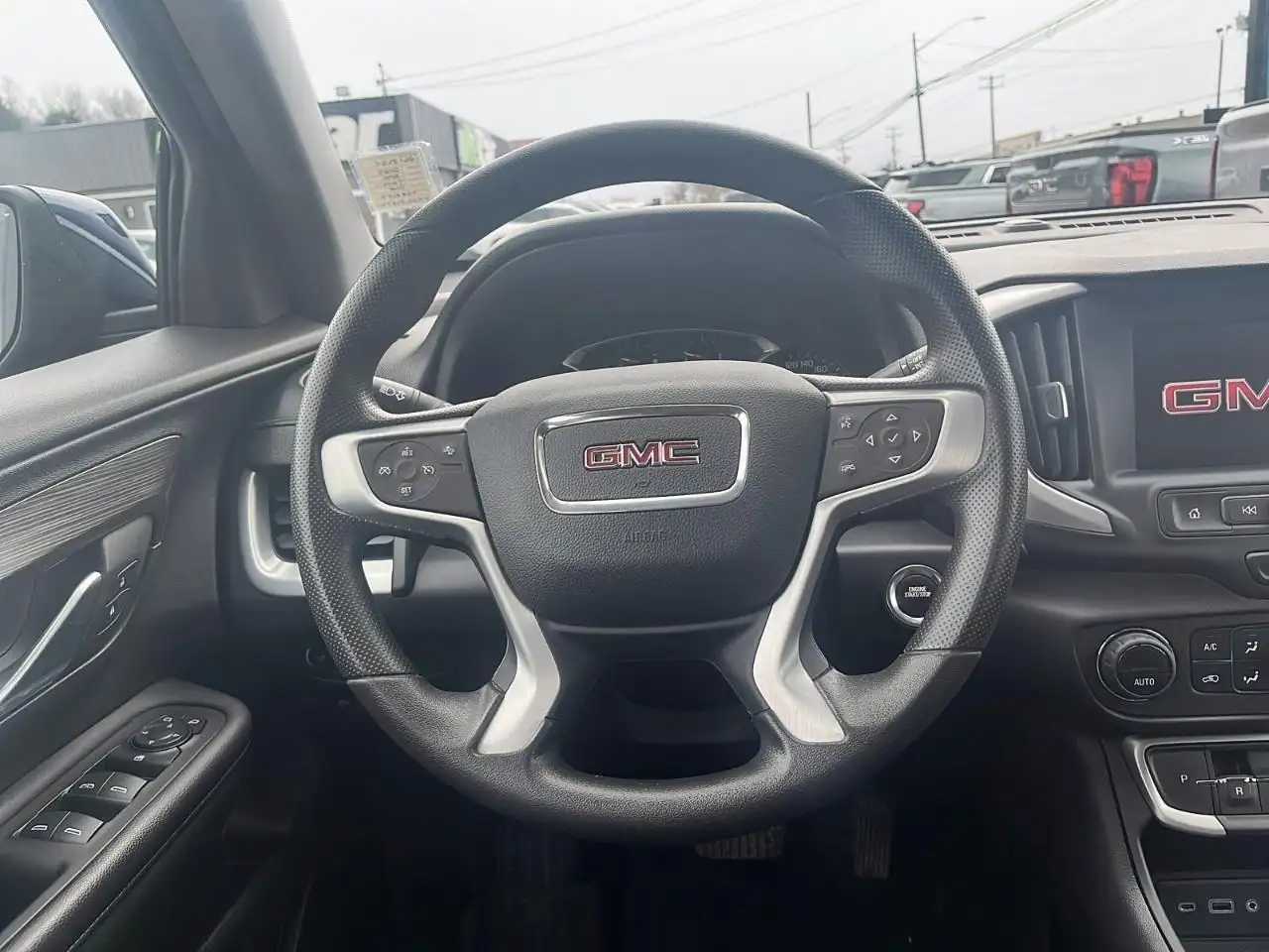 GMC Terrain снимка GMC Terrain