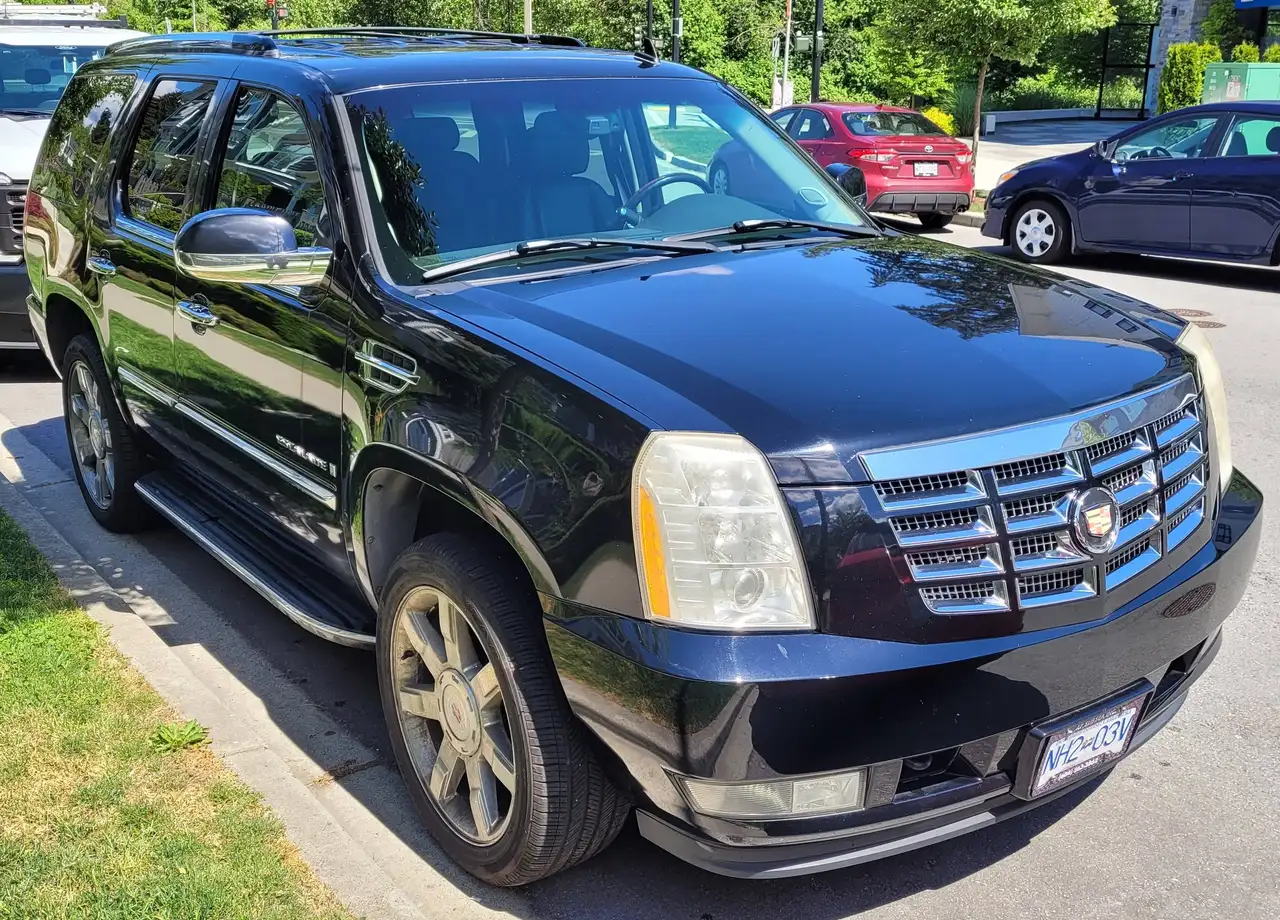 Cadillac Escalade снимка Cadillac Escalade