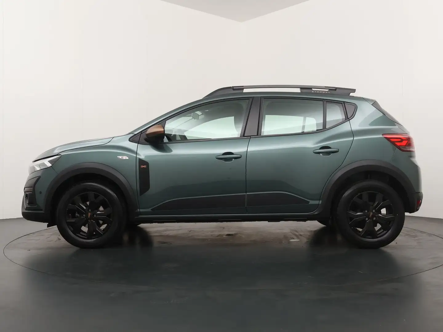 Dacia Sandero Stepway 1.0 TCe 90 Extreme | Apple Carplay/Android Groen - 2