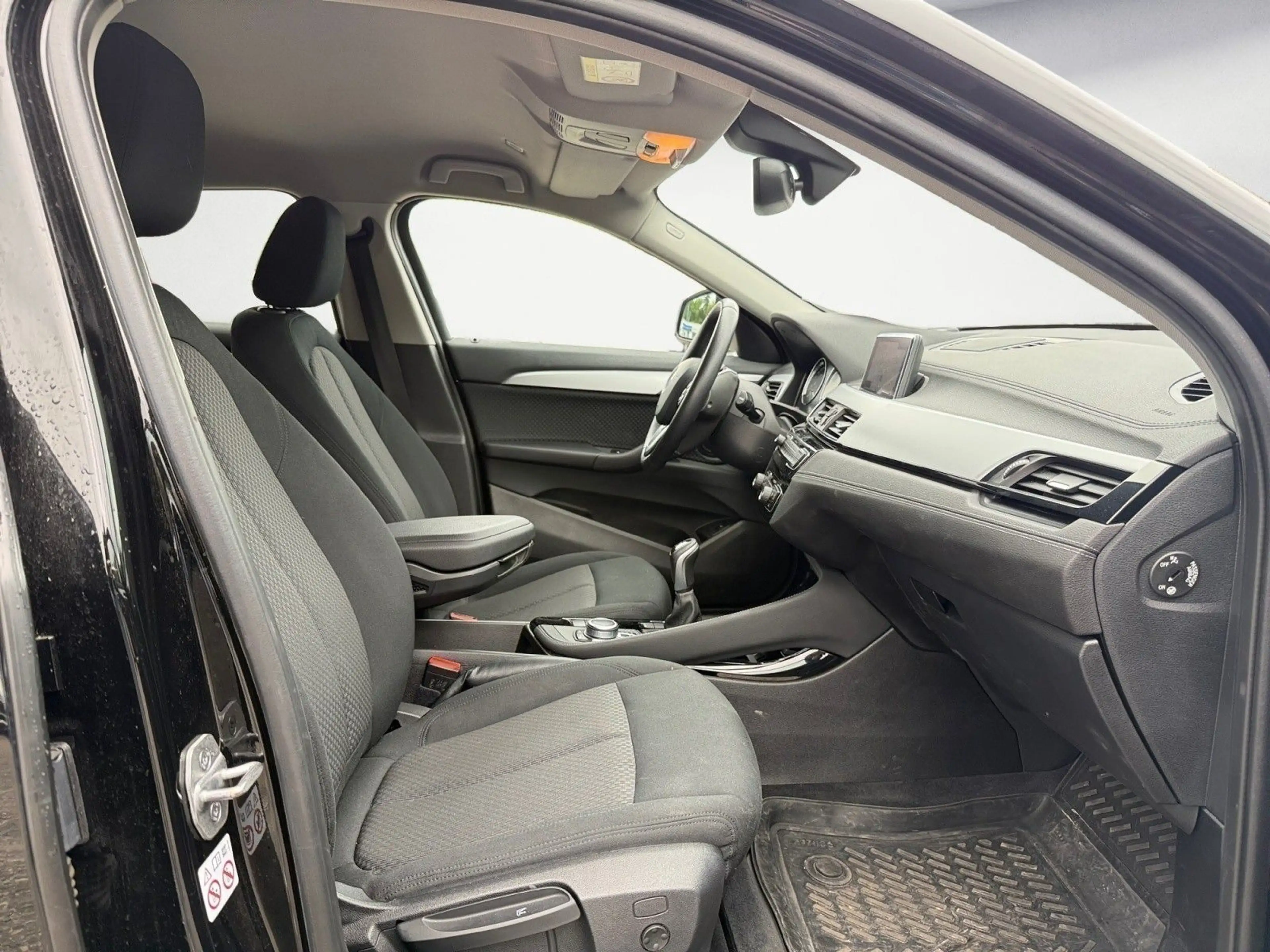 BMW X2 sDrive18i Advantage Navi Klimaaut. PDC HIFI — photo 11