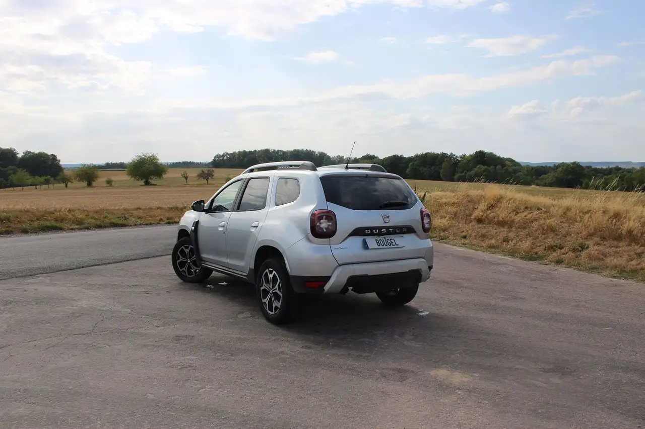 Dacia Duster — photo 3