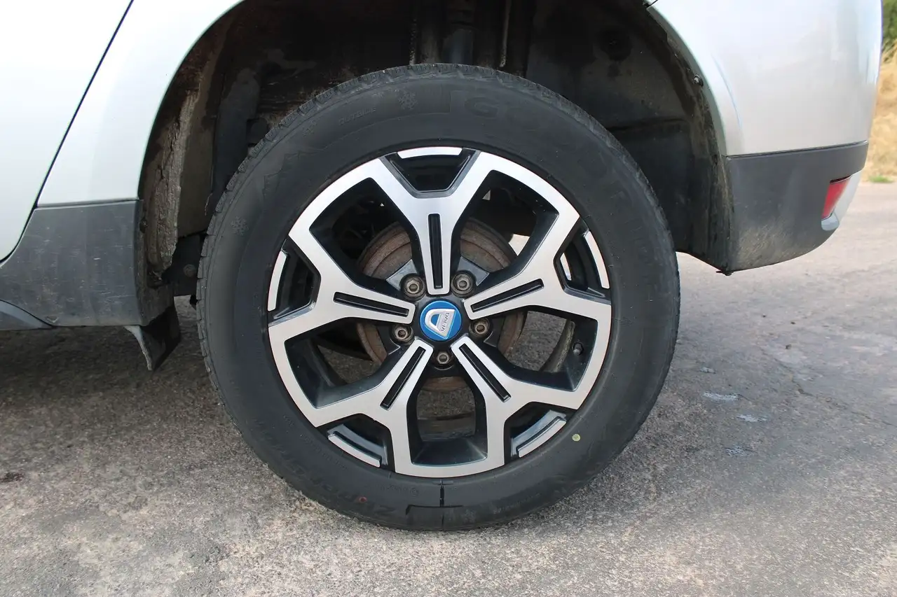 Dacia Duster — photo 6
