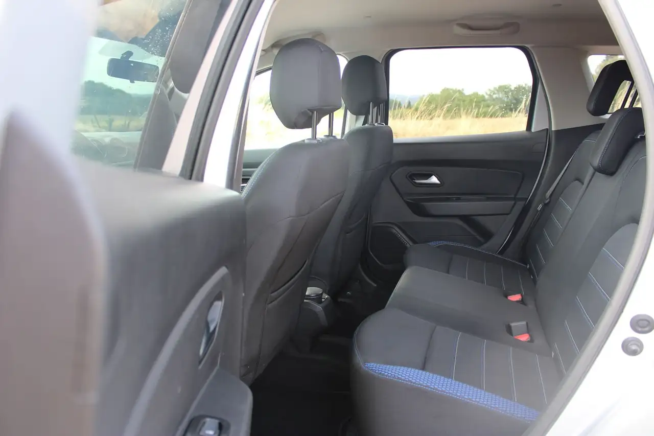 Dacia Duster — photo 10
