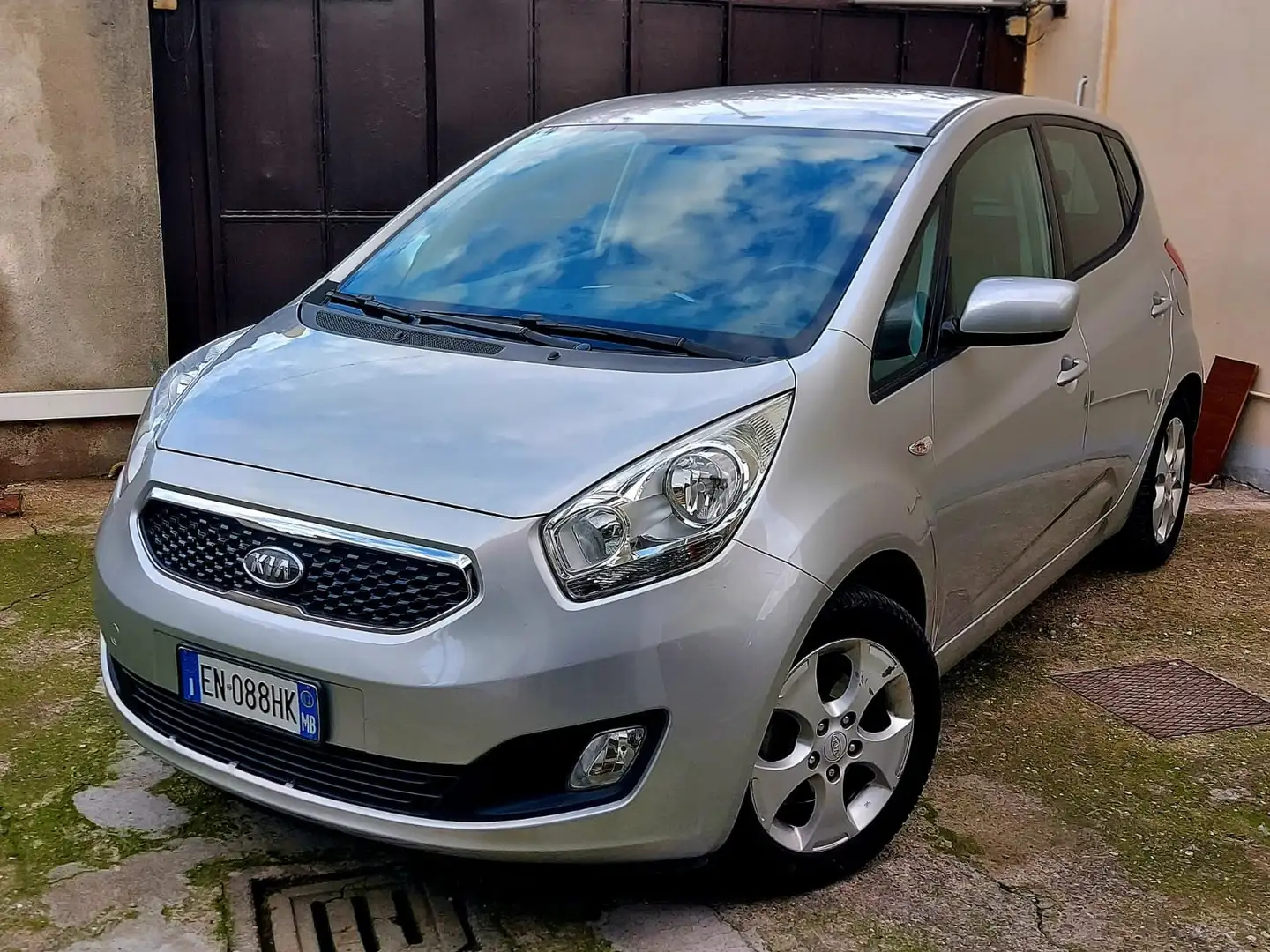 Kia Venga GPL 1.4 cvvt Active Unico Propr. ((NEOPATENTATI)) Argent - 1