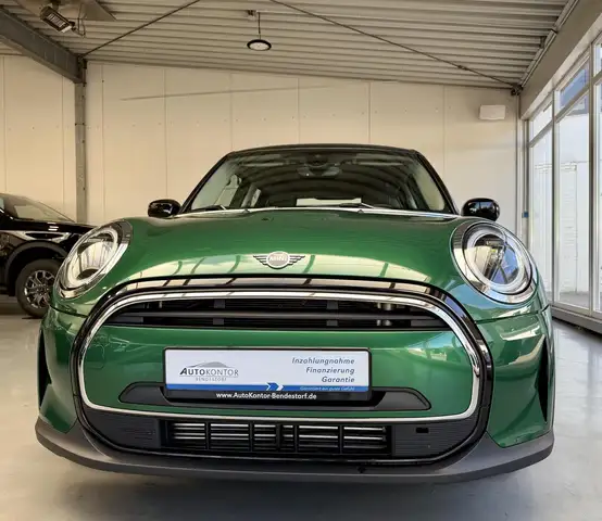 MINI Cooper Sport Autom. *LED *Kamera *Winterp. *CarPlay