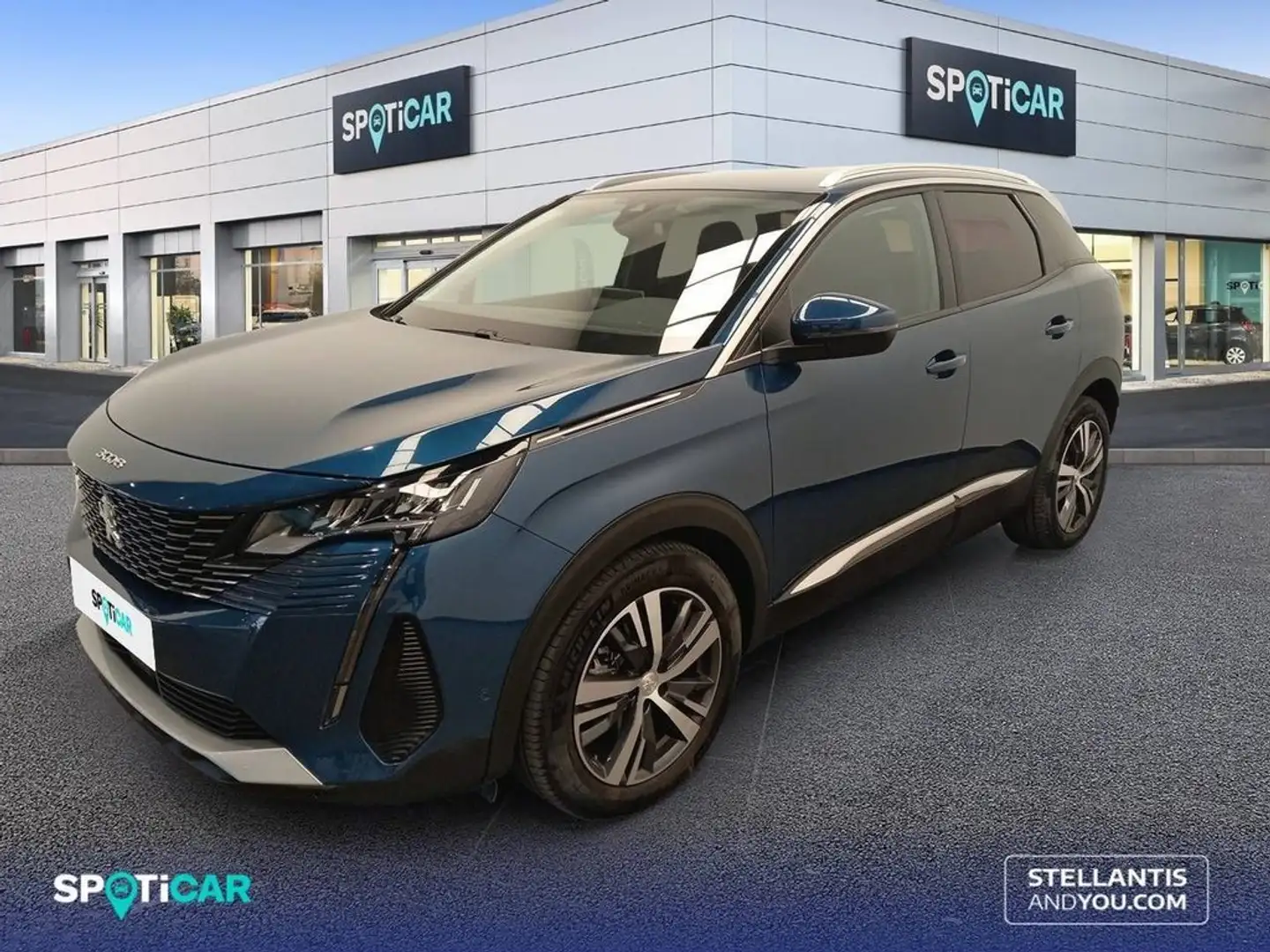 Peugeot 3008 1.2 PureTech S&S Allure 130 Blau - 1