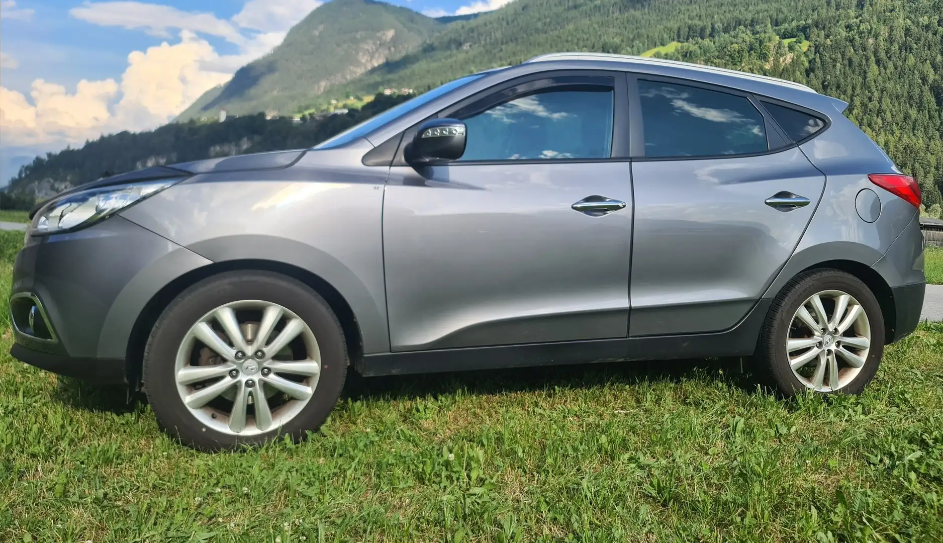 Hyundai iX35 2,0 CRDi Premium 4WD - 1
