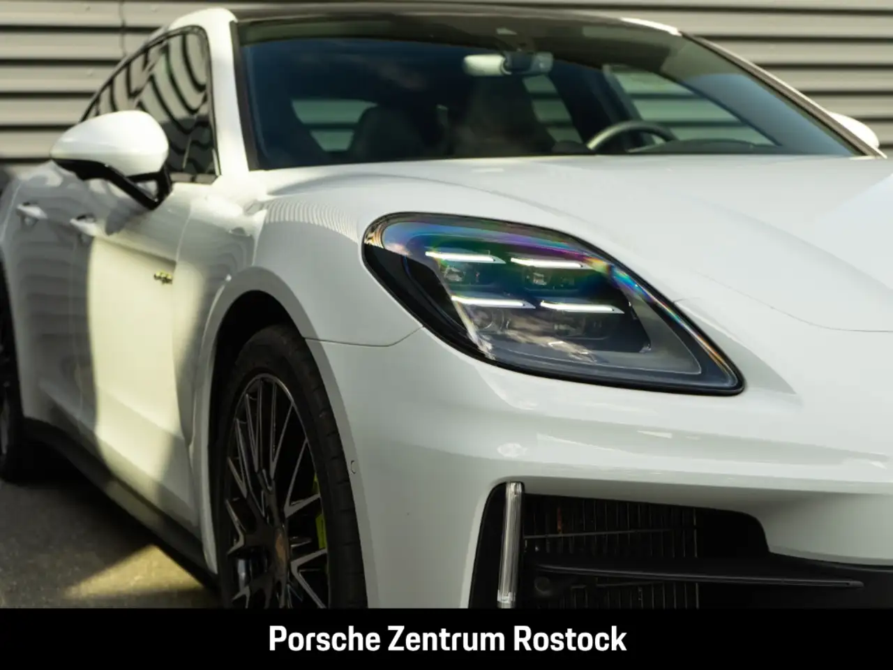 Porsche Panamera 4S E-Hybrid InnoDrive HA-Lenkung HUD, миниатюра 2