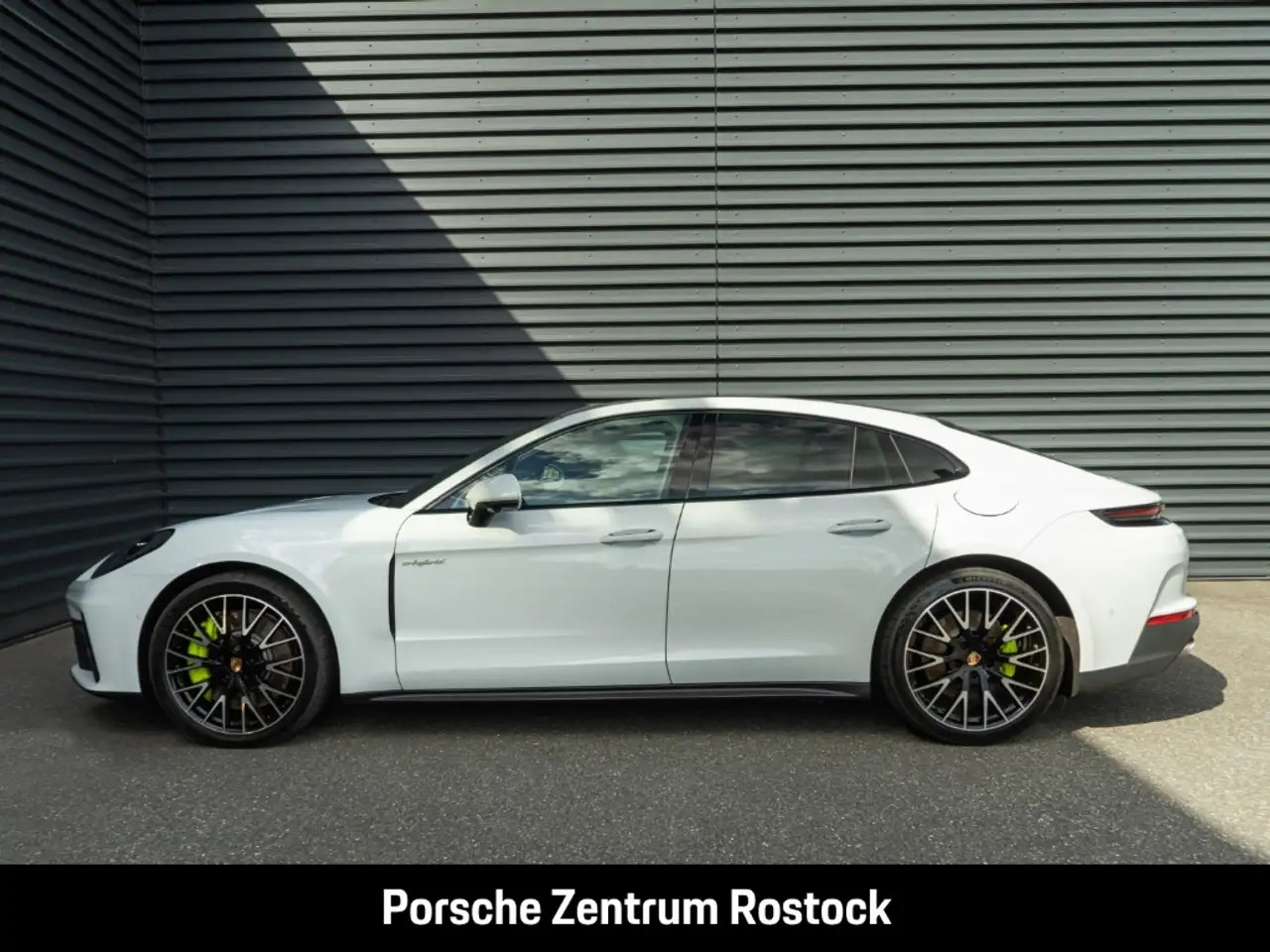 Porsche Panamera 4S E-Hybrid InnoDrive HA-Lenkung HUD, миниатюра 12