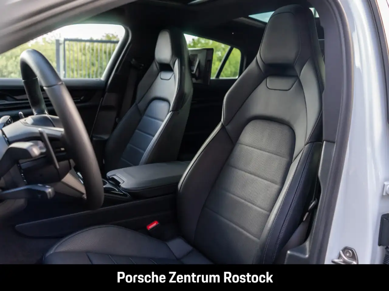 Porsche Panamera 4S E-Hybrid InnoDrive HA-Lenkung HUD, миниатюра 7