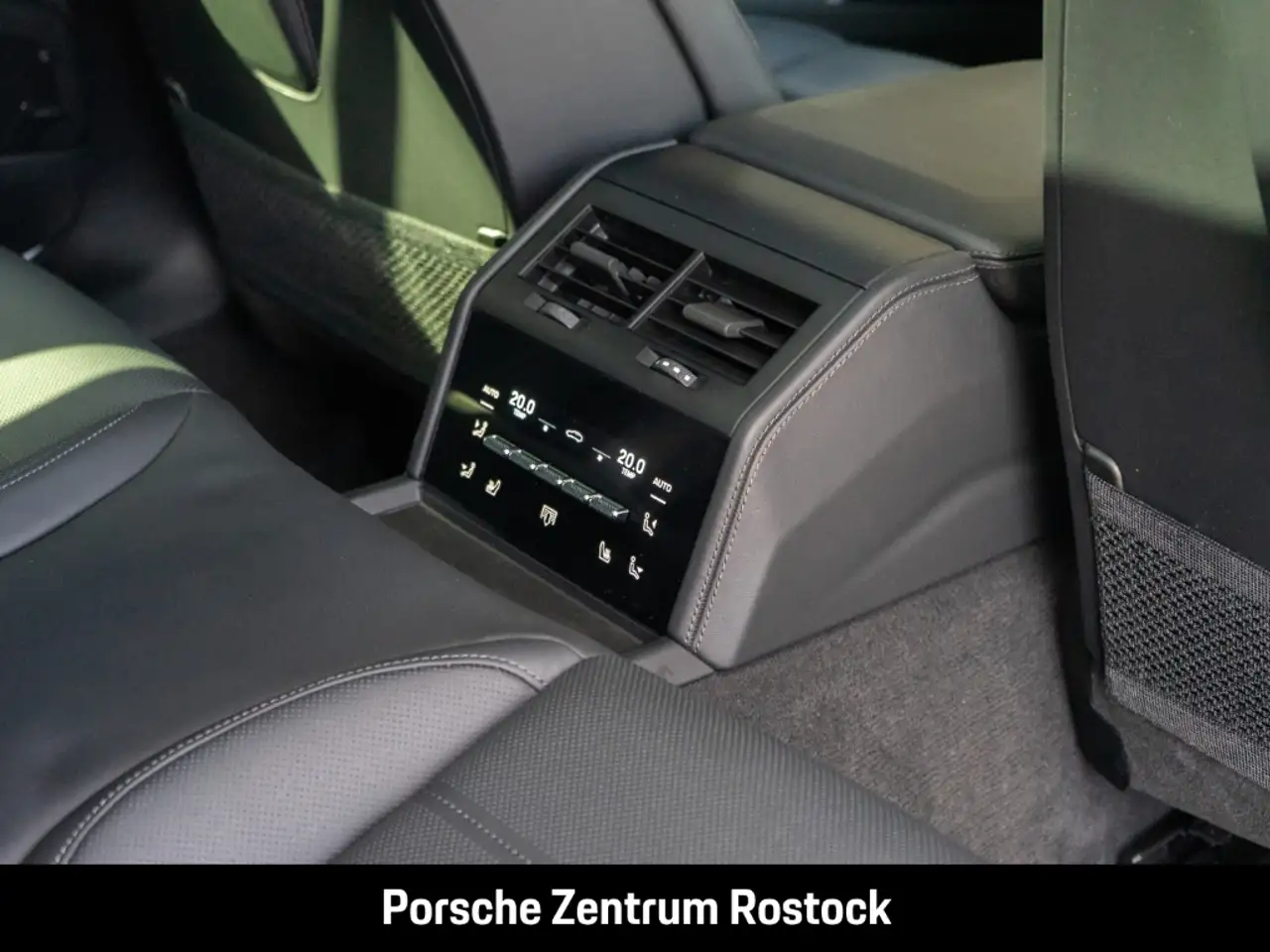 Porsche Panamera 4S E-Hybrid InnoDrive HA-Lenkung HUD, миниатюра 24