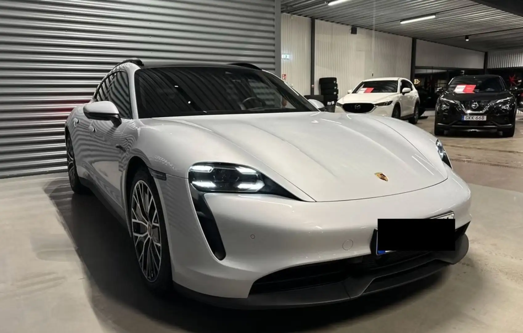 Porsche Taycan Sport Turismo 4 S Grau - 2