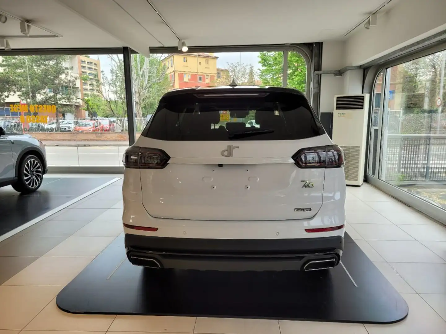 DR Automobiles DR7.0 1.5 Plug-in Hybrid  SPORT PACK Bianco - 2