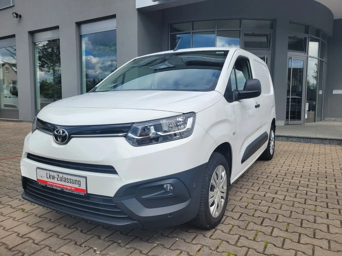 Toyota Proace ProaceCity L1 1.5D Meister Kasten*SmartCargo,PDC Weiß - 1