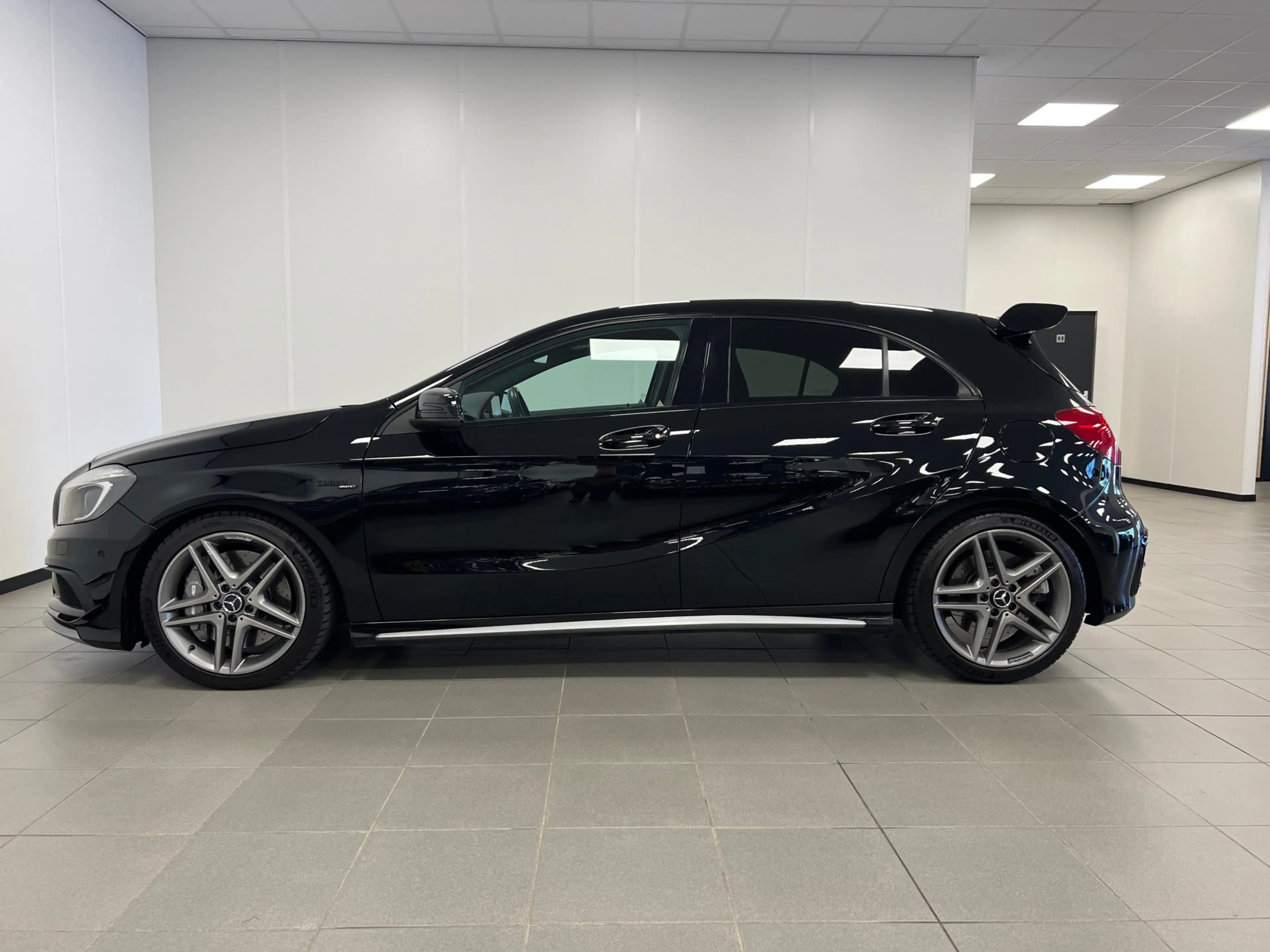 Mercedes-Benz A 45 AMG 4MATIC / CRUISE.C / STOELVERW. / LEDER / CAMERA / — photo 7