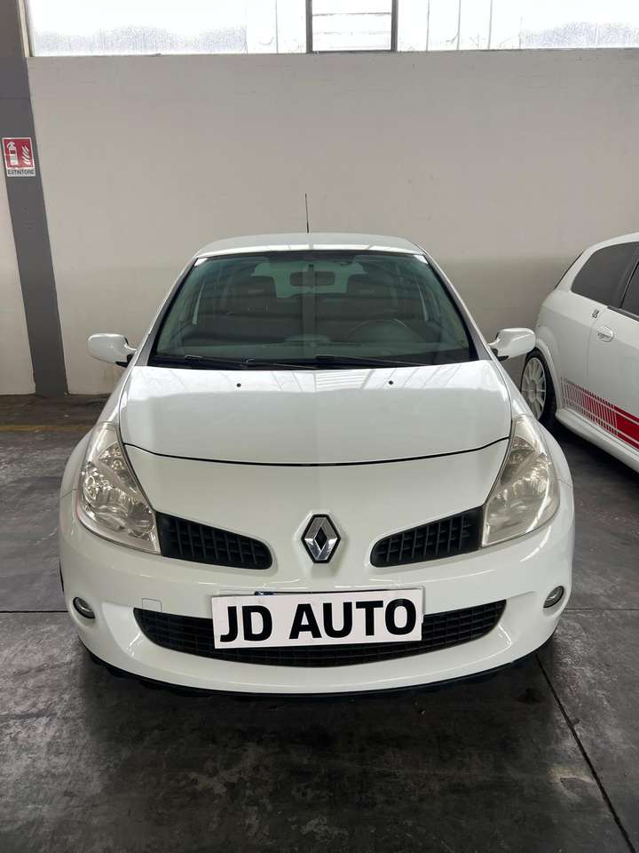 Renault Clio Clio III 2005 3p 2.0 16v RS Light 200cv