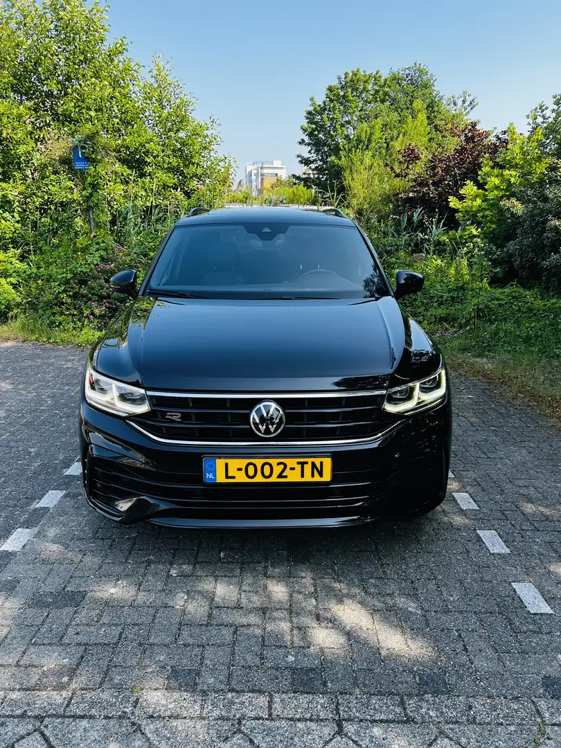 Volkswagen Tiguan 1.5 TSI R-Line Elegance Zwart - 2
