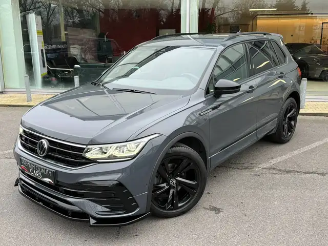 Volkswagen Tiguan 2.0 TSI 4Motion R-Line / MAXTON KIT / CARPLAY / CAM / ZTLVRW /