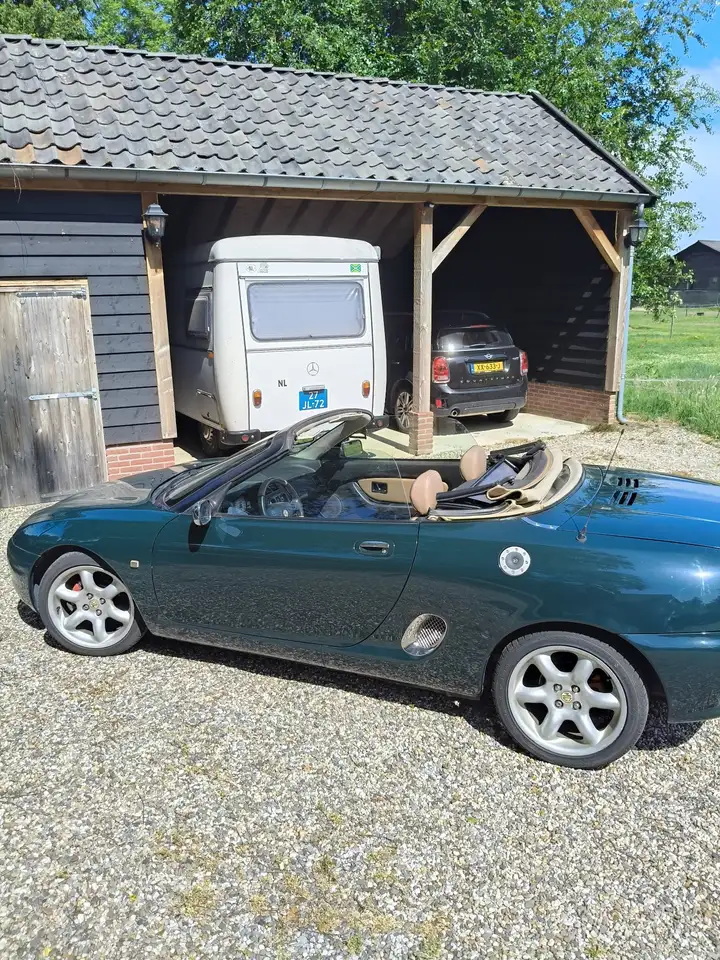 MG MGF 1.8i, foto 4