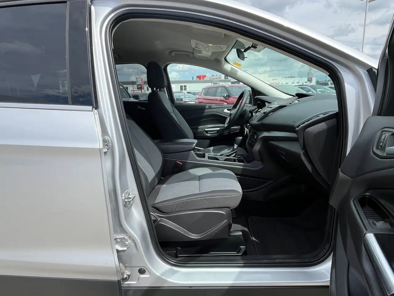 Ford Escape photo Ford Escape