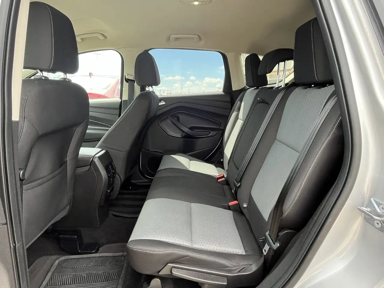 Ford Escape photo Ford Escape