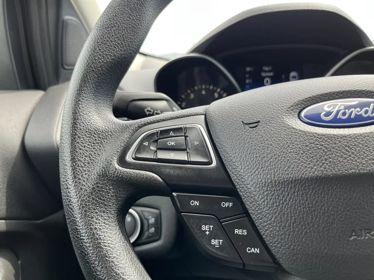 Ford Escape photo Ford Escape