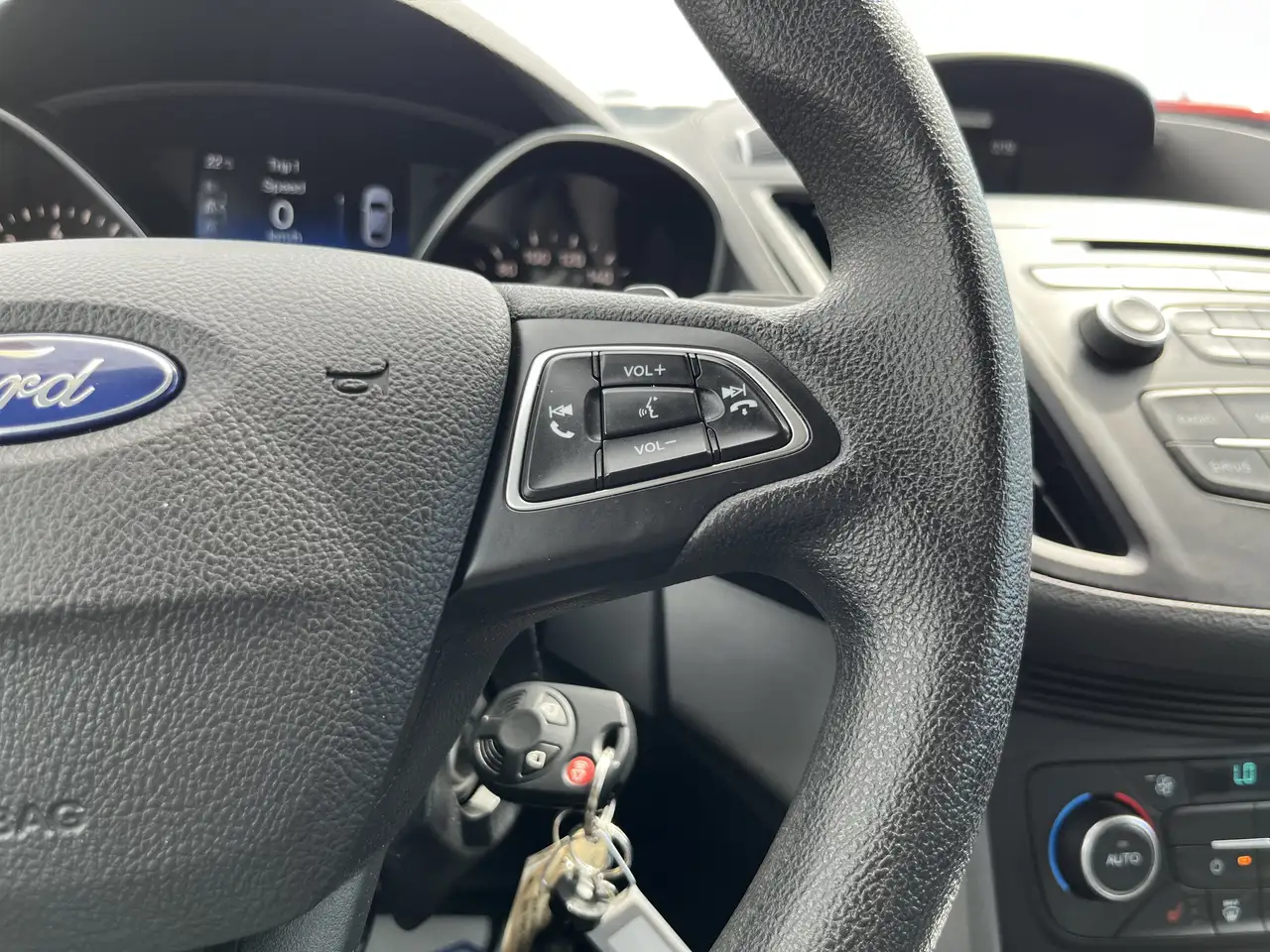 Ford Escape photo Ford Escape