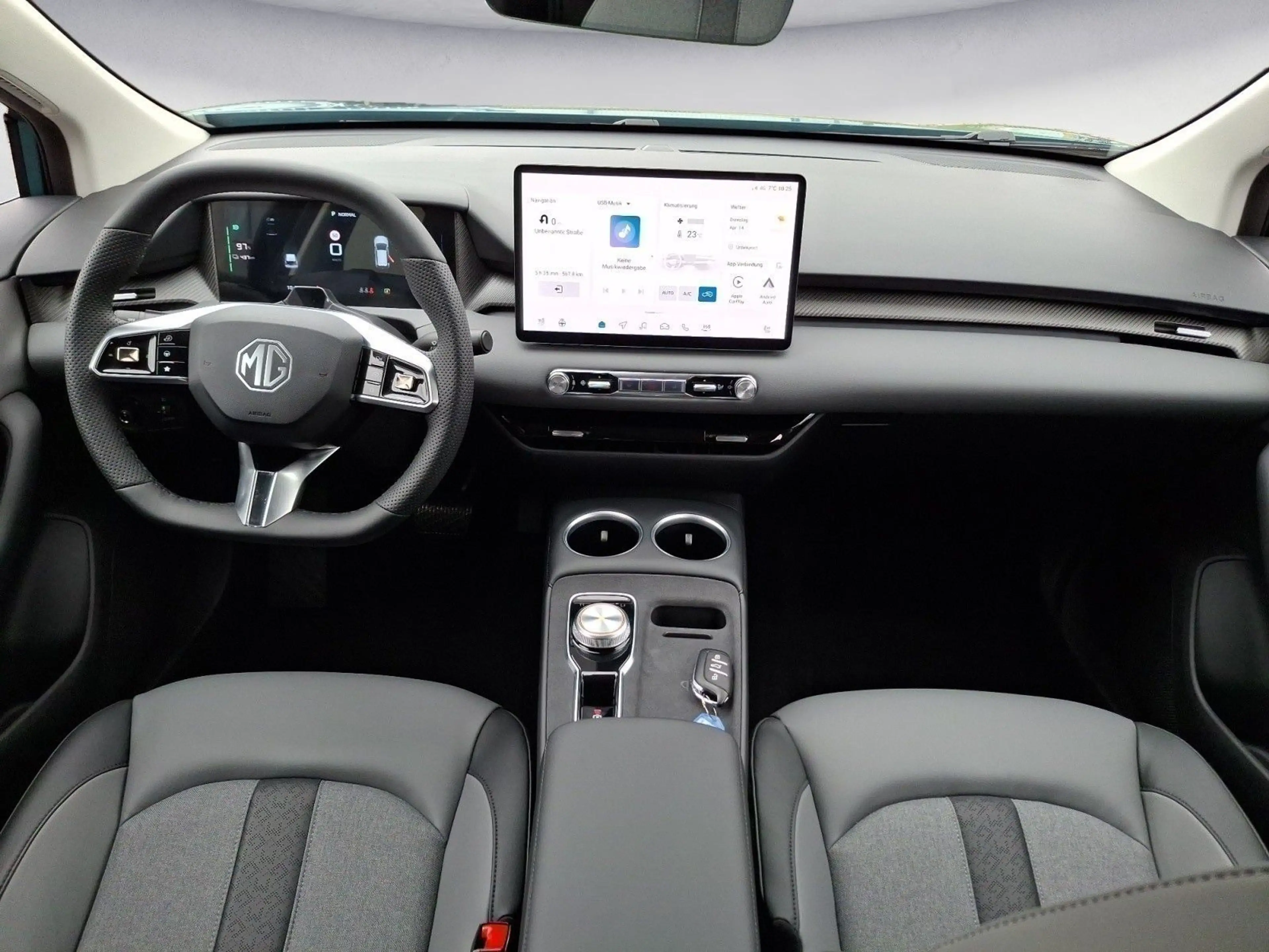 MG MG4 MY26 Premium 452 KM Reichweite 64 KW APPLE C — photo 2
