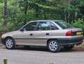 Opel Astra Astra 1.4i GL Bej - thumbnail 1