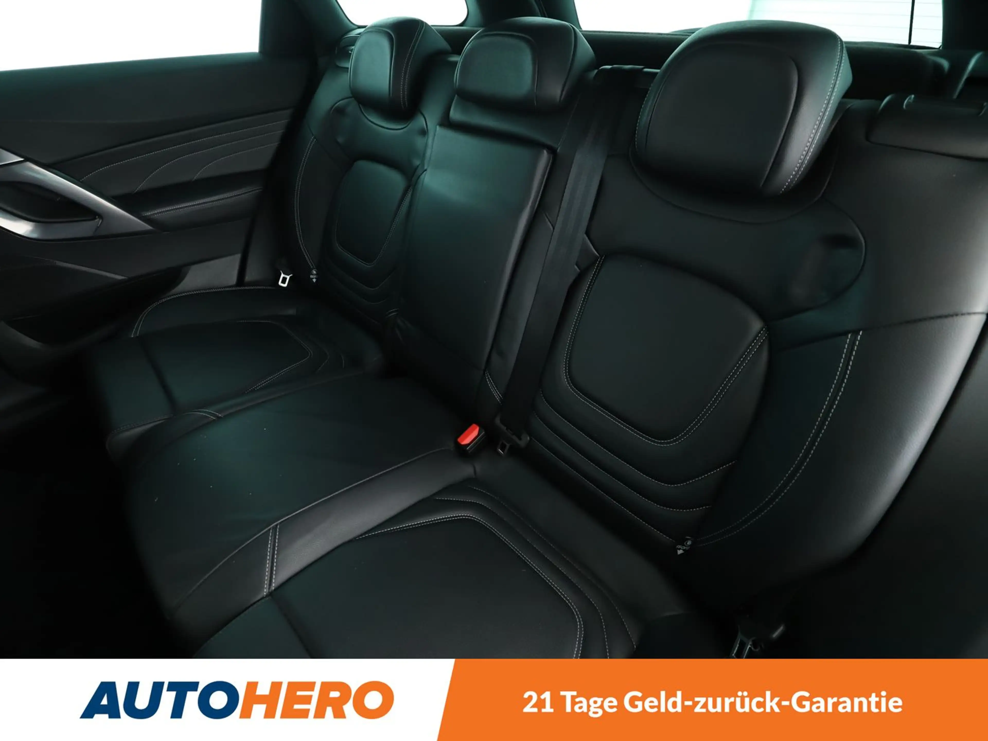 Citroen DS5 2.0 Blue-HDi Aut.*NAVI*PDC*SHZ*ALU*TEMPO* — photo 14
