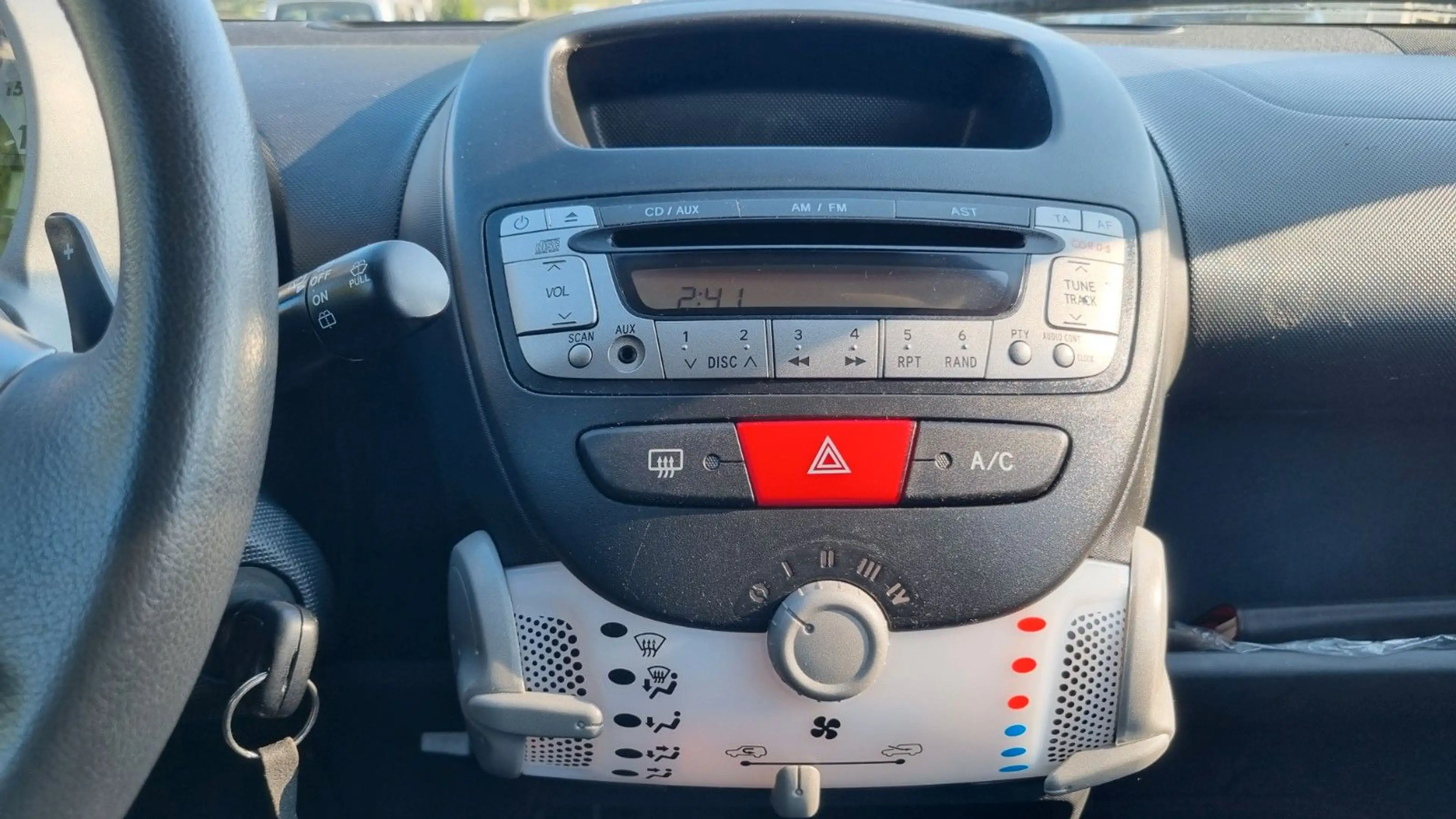 Citroen C1 Tendance *Automatik* — photo 14