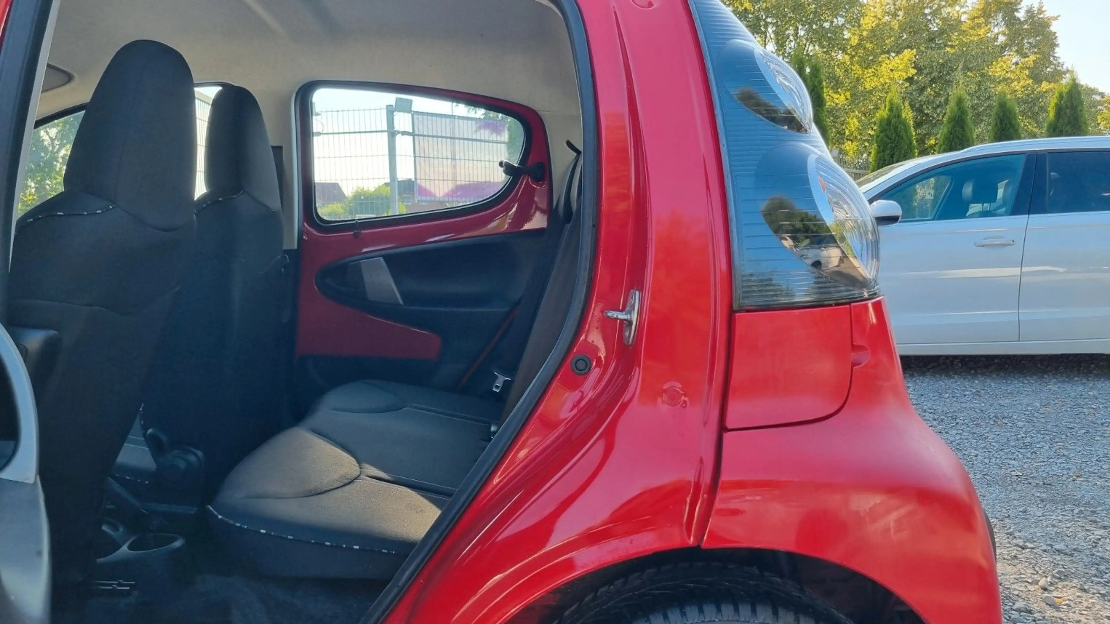 Citroen C1 Tendance *Automatik* — photo 11