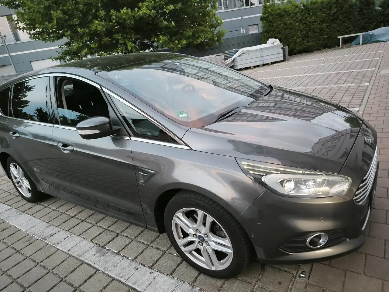 Ford S-Max
