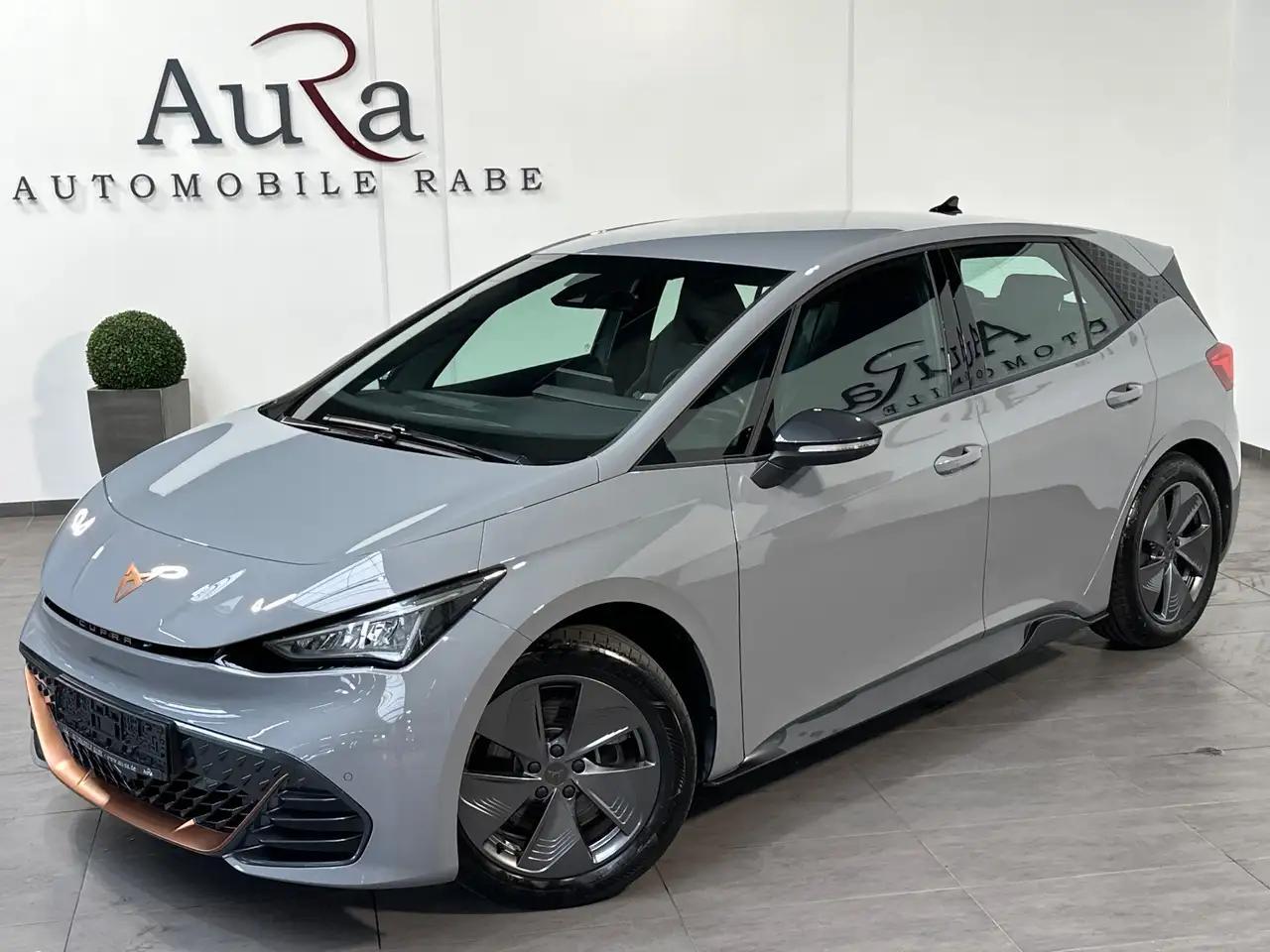 Cupra Born 150KW NAV+LED+KEYLESS+PDC+DAB+18ZOLL+58kWh+1HD, миниатюра 2