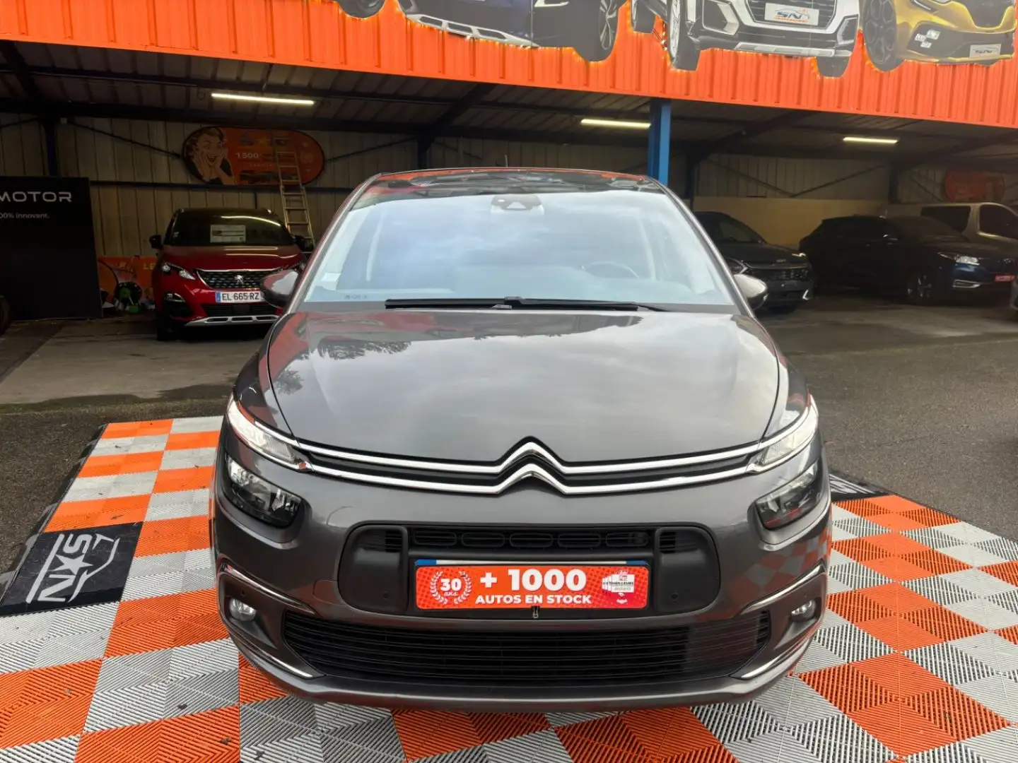 Citroen C4 SpaceTourer PureTech 130 EAT8 FEEL JA 17 Pack Drive Assist et  Gris - 2