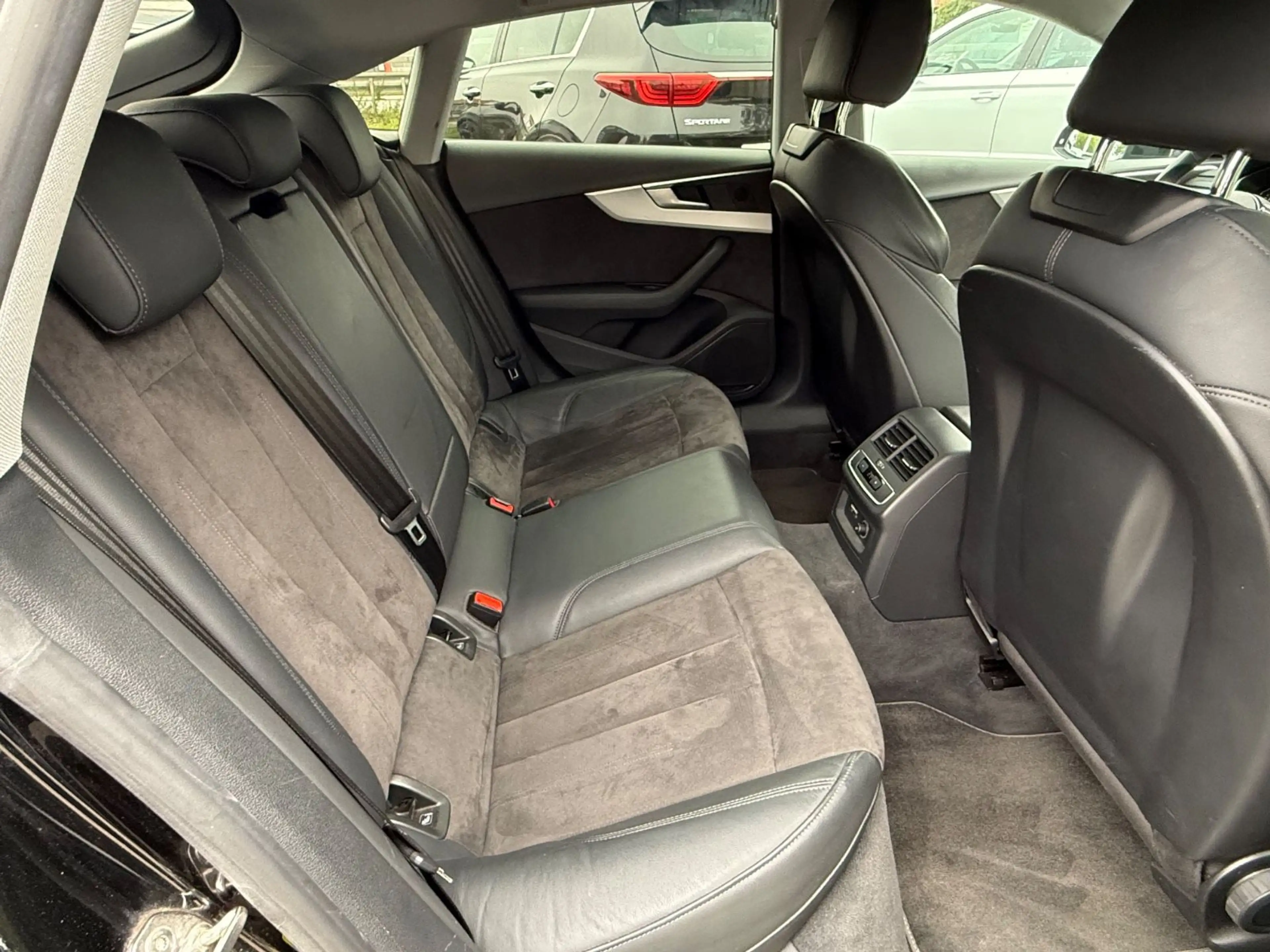 Audi A5 Sportback 40 TDI Quattro Alcantara — photo 14