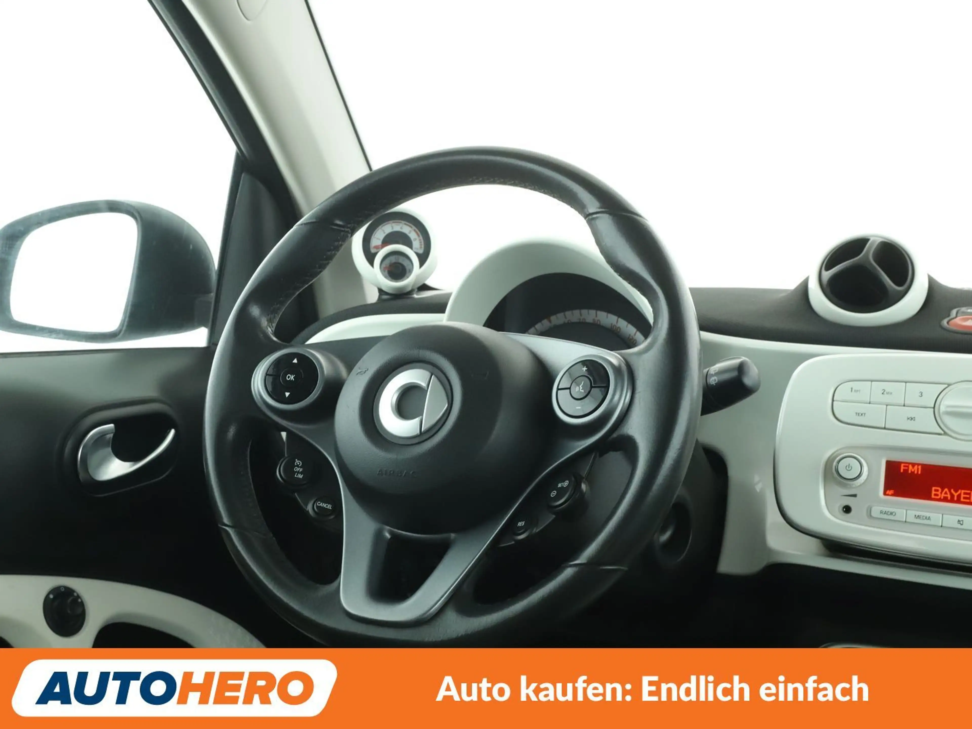 smart forTwo 1.0 passion Aut.*PDC*SHZ*KLIMA*TEMPO*GARANTIE* — photo 13